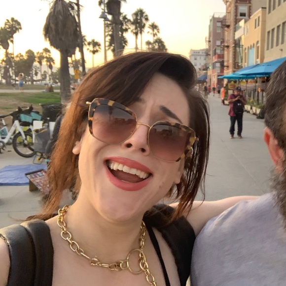 Greetings Earthlings! - Picture 2 of 7